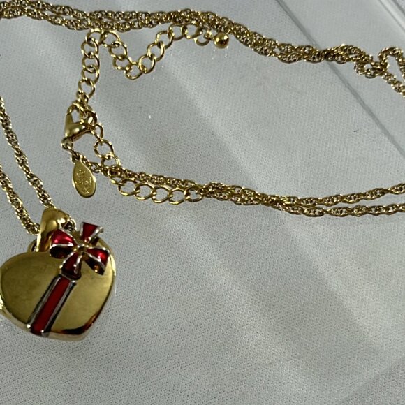 Premier Designs Gold Tone Wrapped Heart Locket Necklace Red Bow 21" Long - Picture 7 of 9